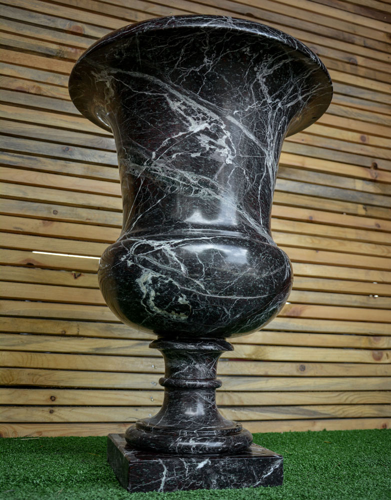 Coppia Vasi in Marmo nero